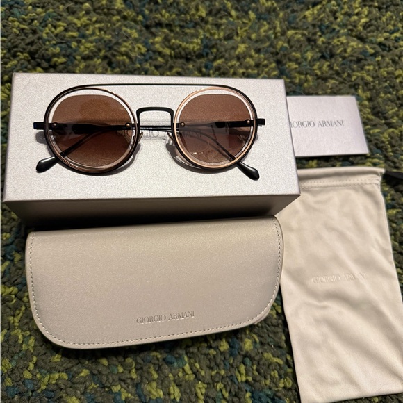 Giorgio Armani Black and Brown Round Sunglasses - Picture 1 of 4